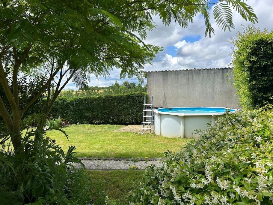 Villa Un Havre De Paix Au Perigord Anlhiac Esterno foto